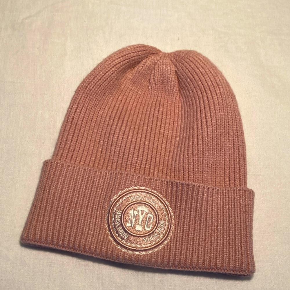 Robin Ruth New York NYC beanie knit hat rose